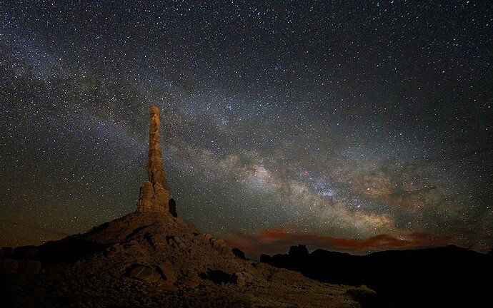 totem-pole-milky-way-B