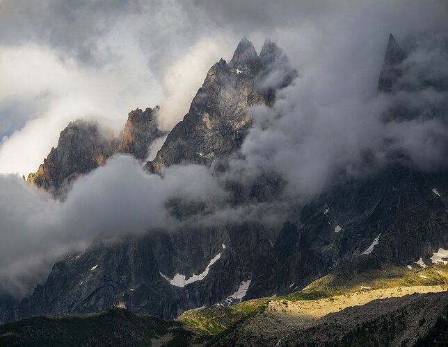 Storm%20Midi%20Aiguille