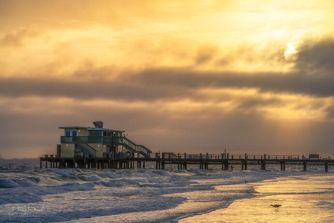 rod-n-reel-pier