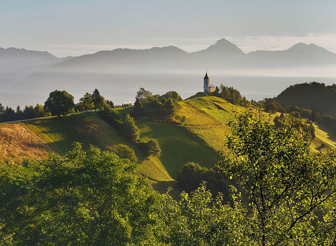 The-Church-on-the-Hill-ntl