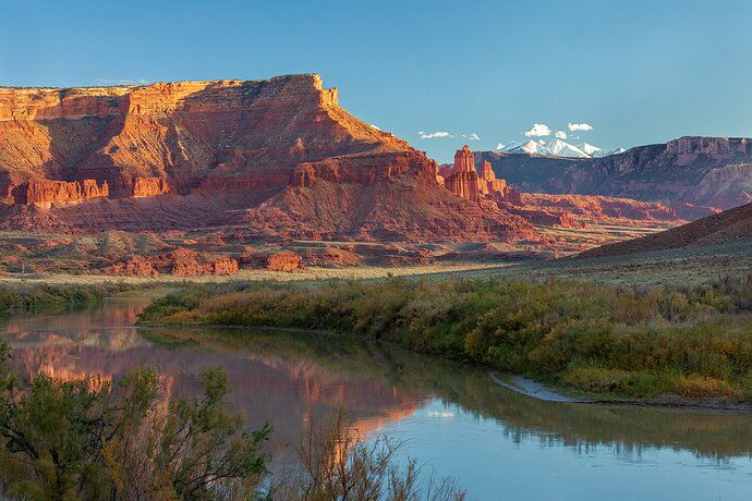 Red rock along the Colorado River