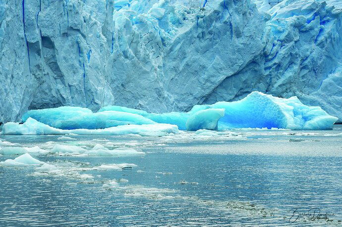 Pietro Moreno Glacier, Los Glaciares National Park, Argentina, Patagonia, .jpg