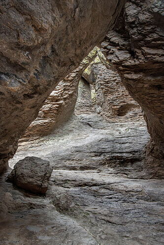 Grottoes c-.jpg