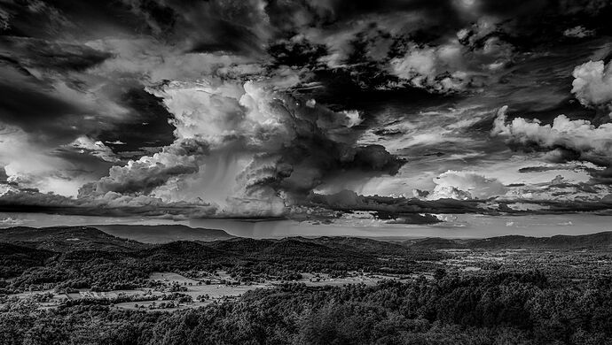 20220804-LORD0051DramaticFlatFFBW2048PX-3