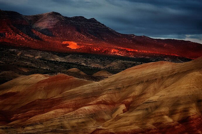 Painted Hills Flash Sunset