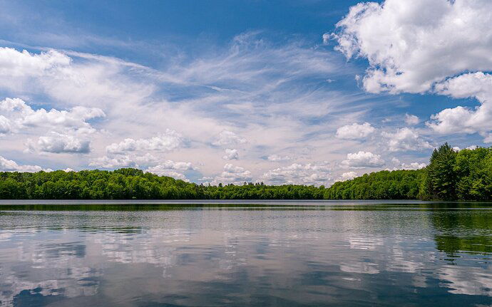 Day Lake sky