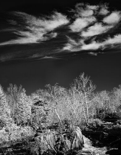 Clouds over Potomac (720nm IR)