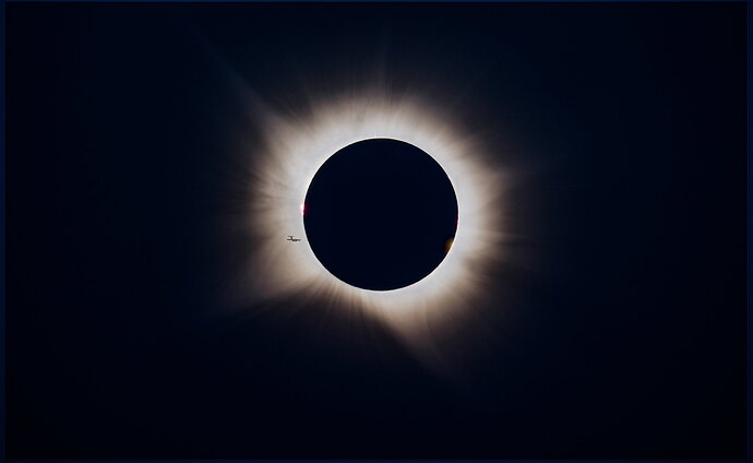 Revision 1 - Eclips Corona w plane_1920.jpg