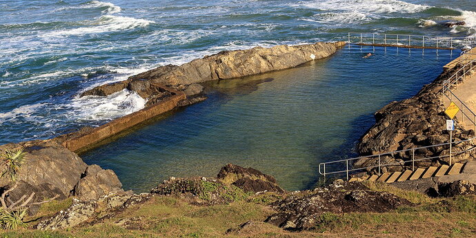 MarkOrchard_Sawtell Memorial Rock Pool _2771_260601 copy 2000b